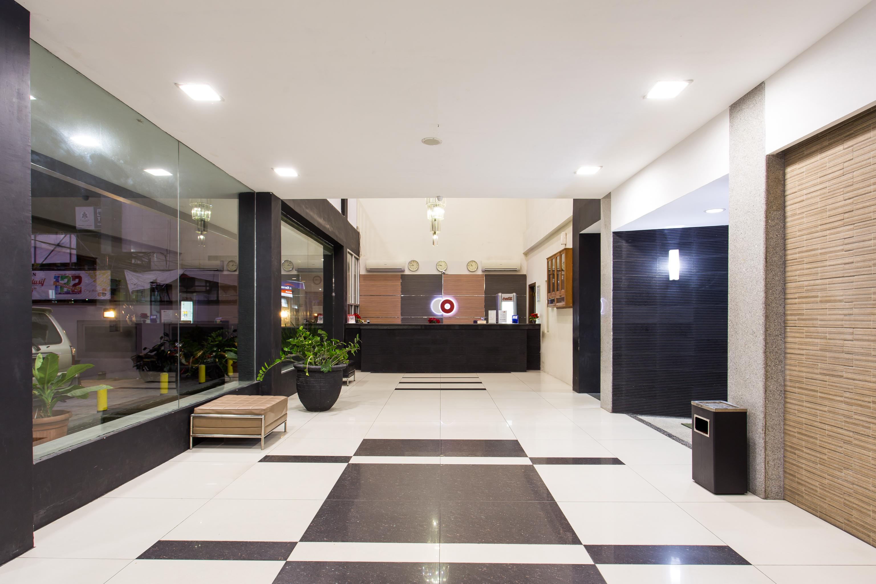 Capital O 769 City Hotel Balikpapan  Dış mekan fotoğraf